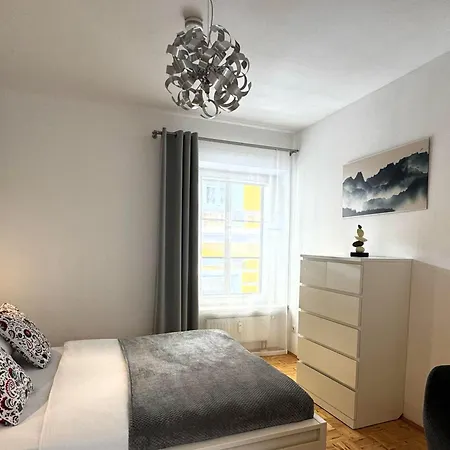 Parkside By Bestchoice - Self Check-in With Parking Option Appartement Graz