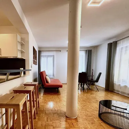 Appartement Parkside By Bestchoice - Self Check-in With Parking Option