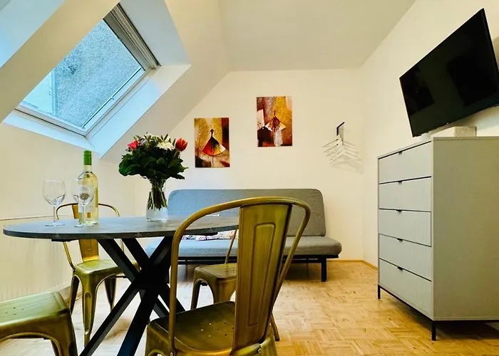 Parkside By Bestchoice - Self Check-in With Parking Option גראץ