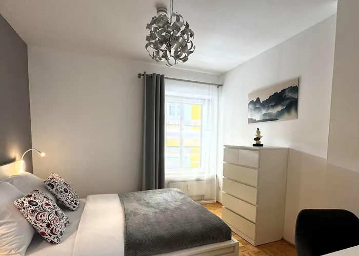 Parkside By Bestchoice - Self Check-in With Parking Option Apartamento Graz